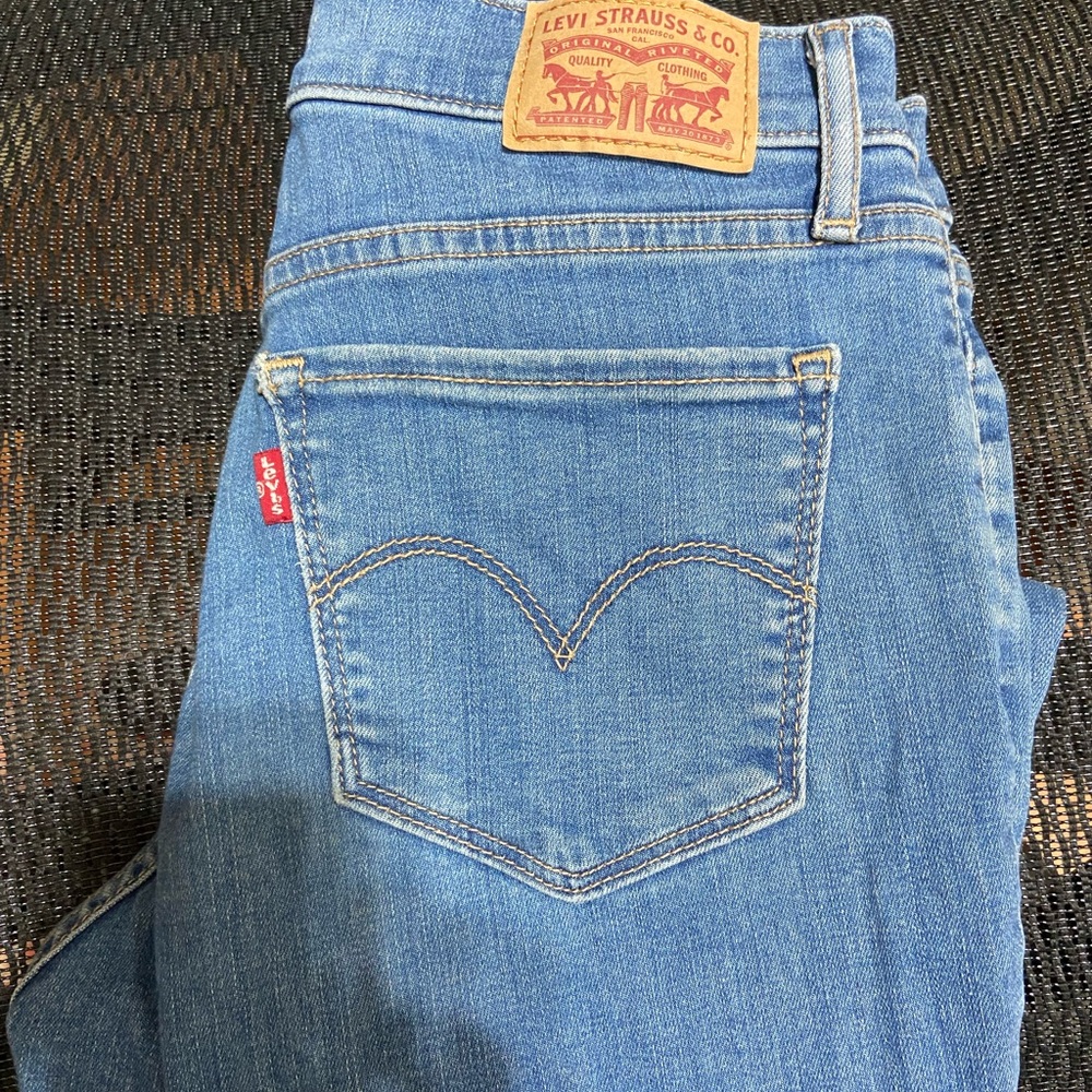 Levi Skinny Jeans Medium Blue